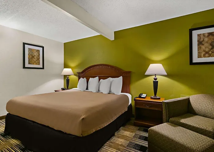 Best Western Windsor Suites