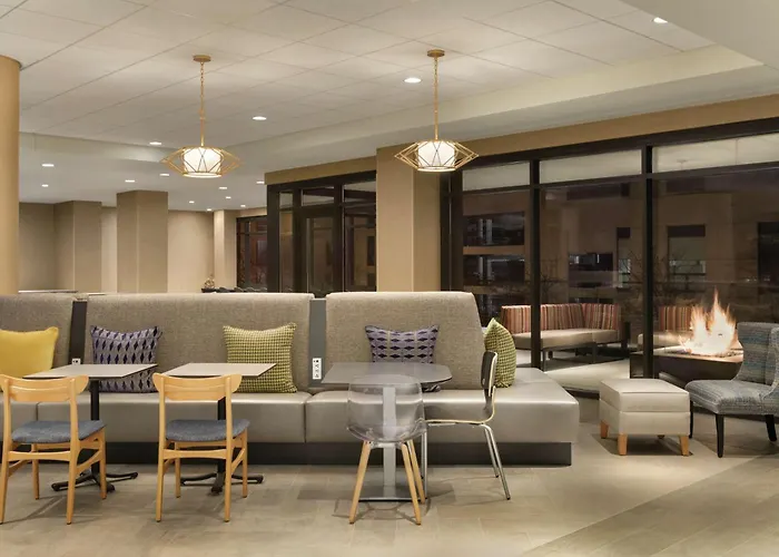 Home2 Suites By Hilton Chicago River North