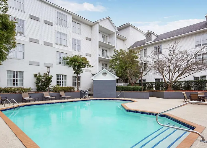 Doubletree By Hilton Raleigh Durham Airport At Research Triangle Park