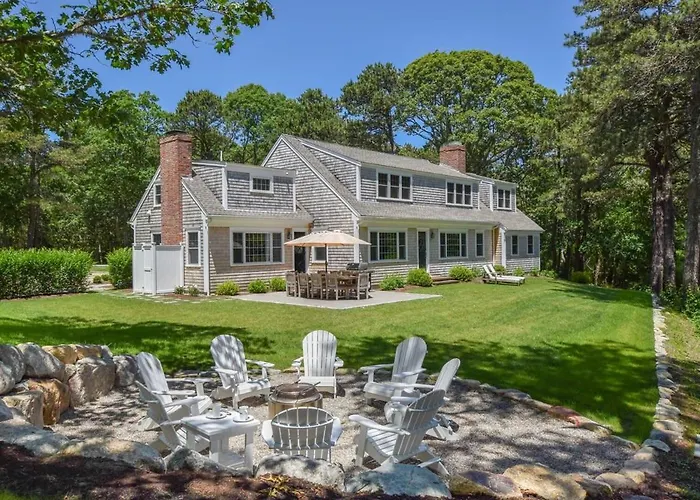 Pond-Front Home W Water Views