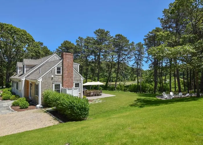 Pond-Front Home W Water Views