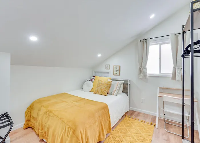 Dog-Friendly Fishkill Tiny House In Wine Country