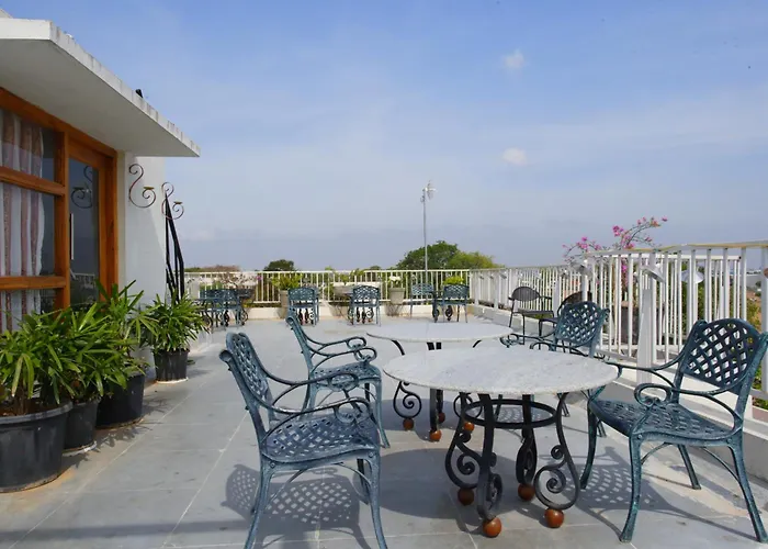 Hotel Villa Highnest - Oragadam -Sriperumbudur