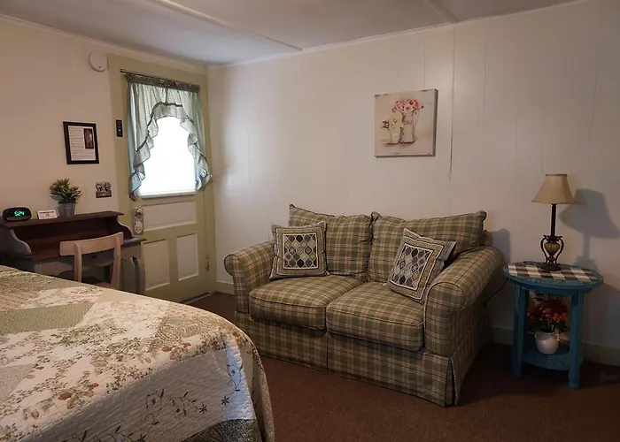 Serenity Motel