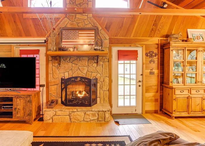 Tumbling Shoals Cabin < 1 Mi To Beaches & Boating!