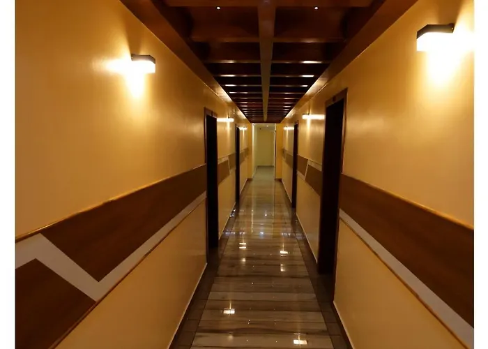 Hydel Palace Athirappilly By Bestinn Leisure