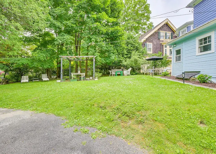 Historic Poughkeepsie Home Near Arlington & Vassar