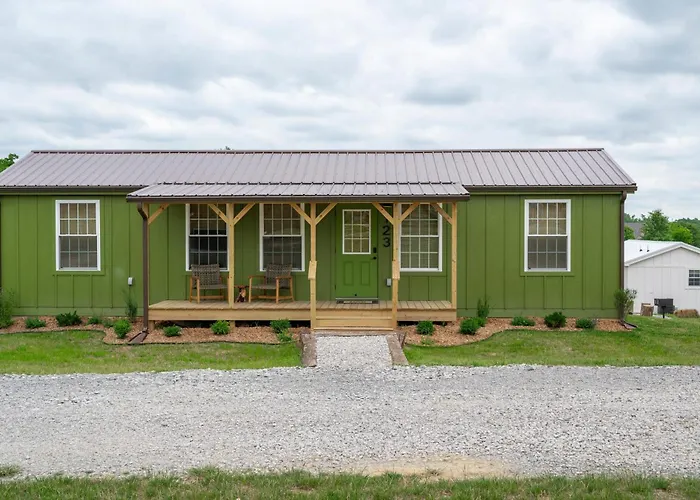 Block Of 5 Lodges At Eden Reserve - For Groups