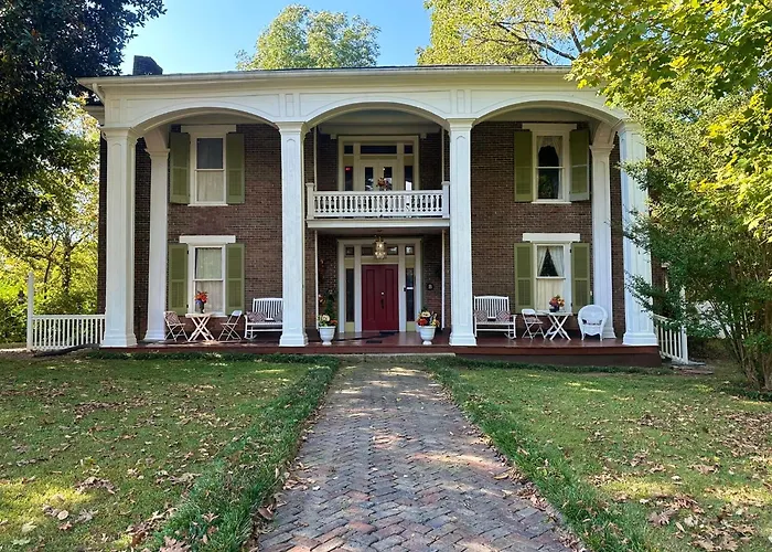 Belmont Inn