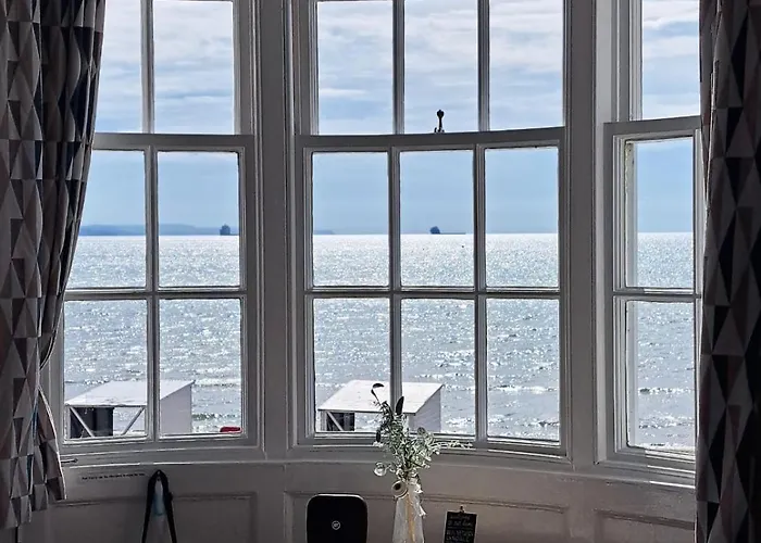 Lyndale Guest House Weymouth