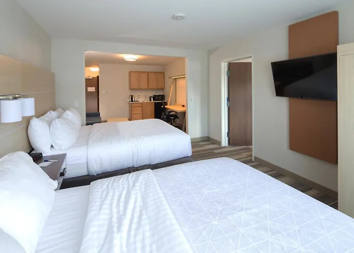Holiday Inn Express & Suites Port Huron By Ihg