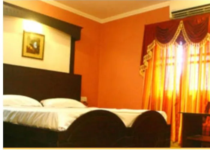 Hotel Priya