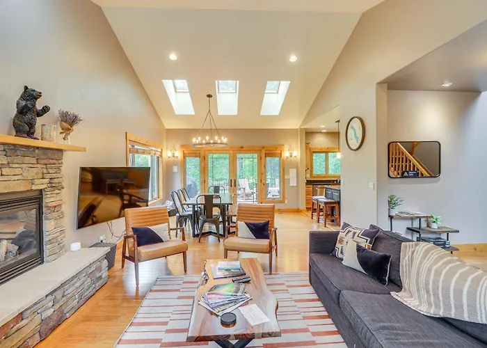 Pet-Friendly Columbia Falls Home W/ Gas Grill!