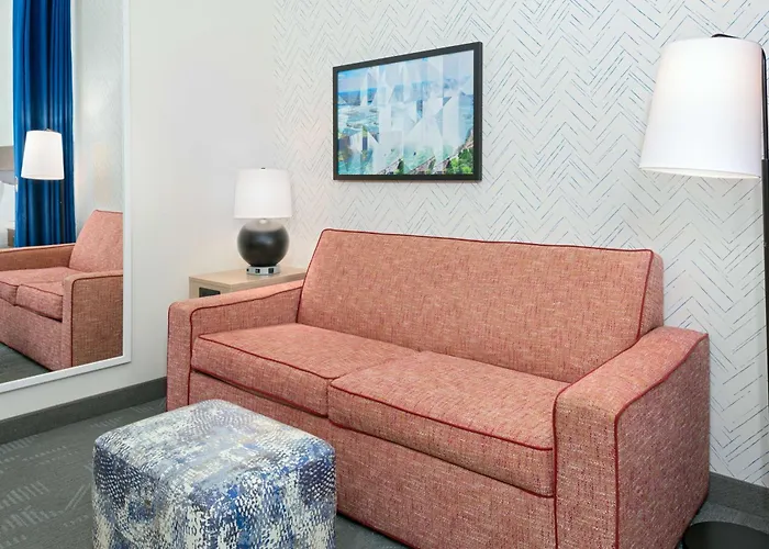 Home2 Suites By Hilton Buffalo Airport/ Galleria Mall