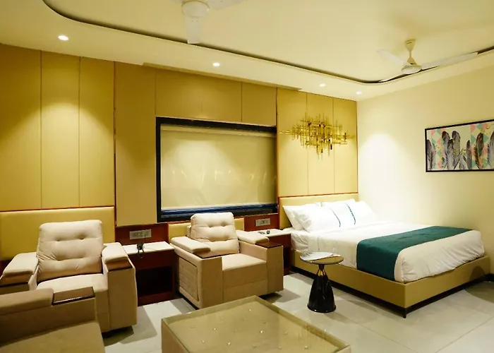 Hotel Shreyas Grand Ananthapuramu
