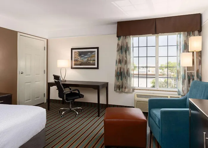 La Quinta By Wyndham Bakersfield North