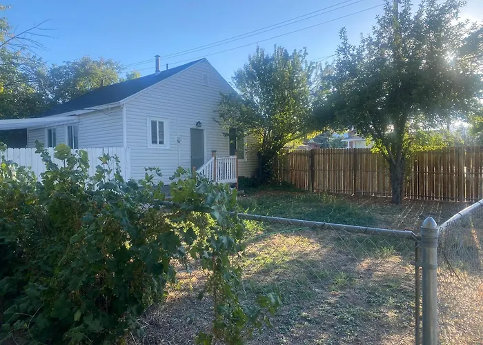 Entire Tiny House With Large Yard Fenced In!