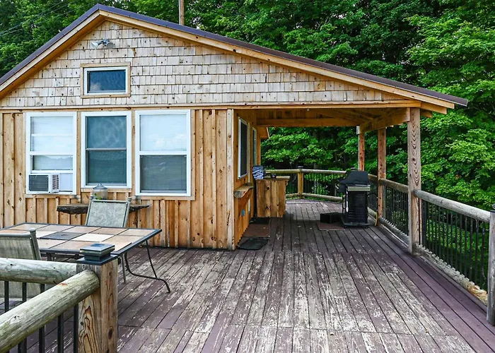 The Cabin At Sunnybrook - Unit C