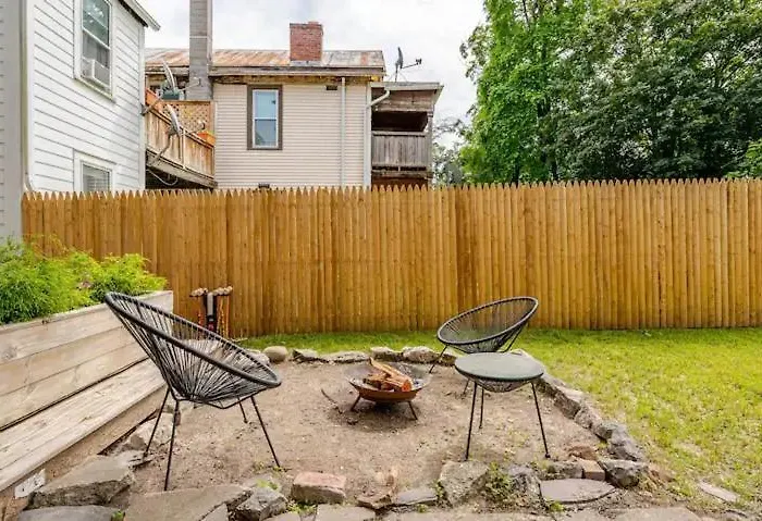 1Br Hudson Apartment 3Min Walk To Warren St For Two