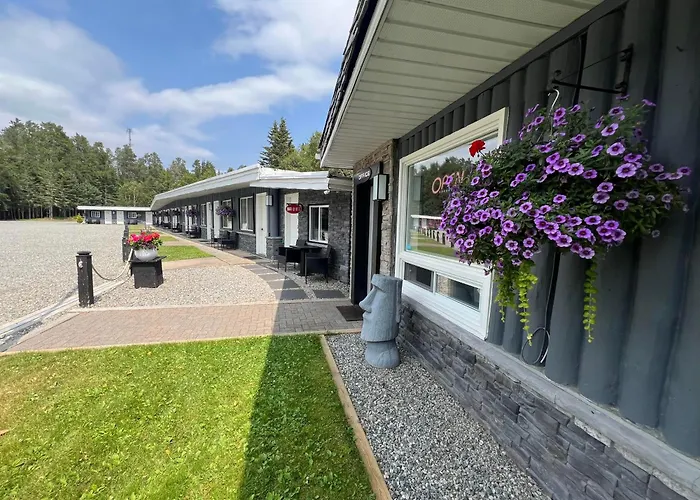 Mystic Isle Motel Wawa