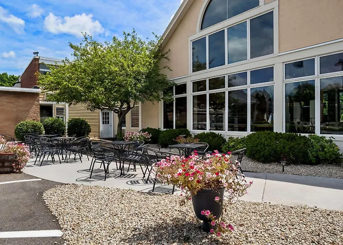 Best Western Merry Manor Inn