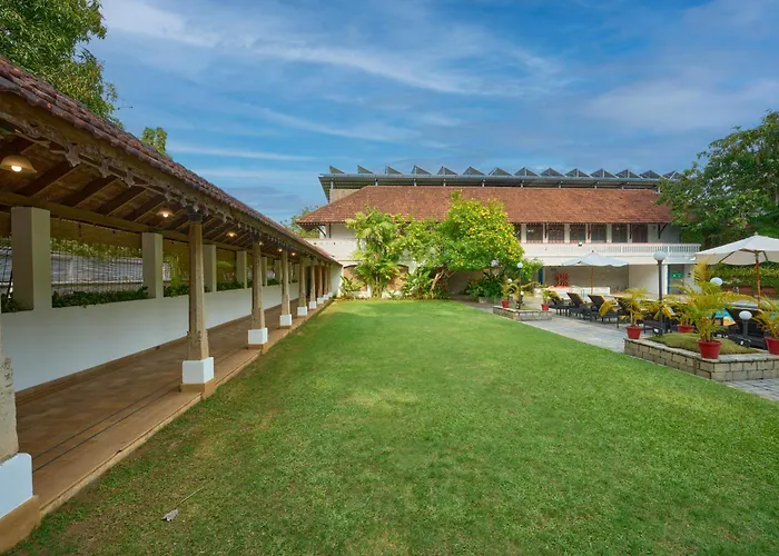 Casino Hotel - Cgh Earth, Cochin