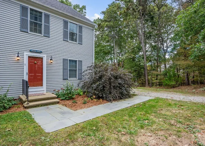 Woods Edge: Walk To Red River Beach, Pet Friendly