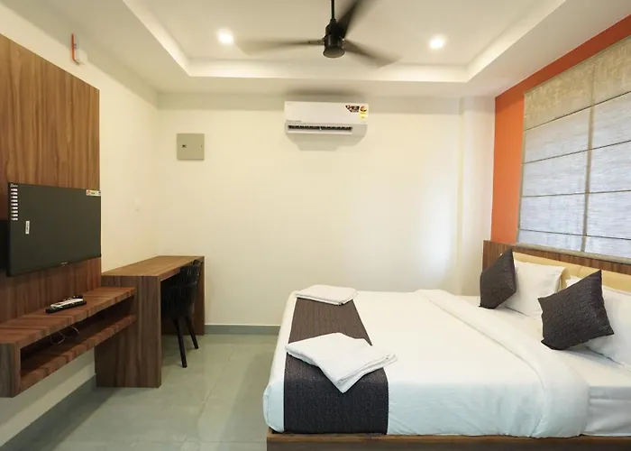 Hotel Hive Inn - Kozhikode