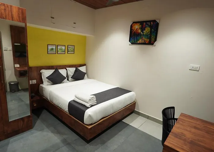 Hotel Hive Inn - Kozhikode