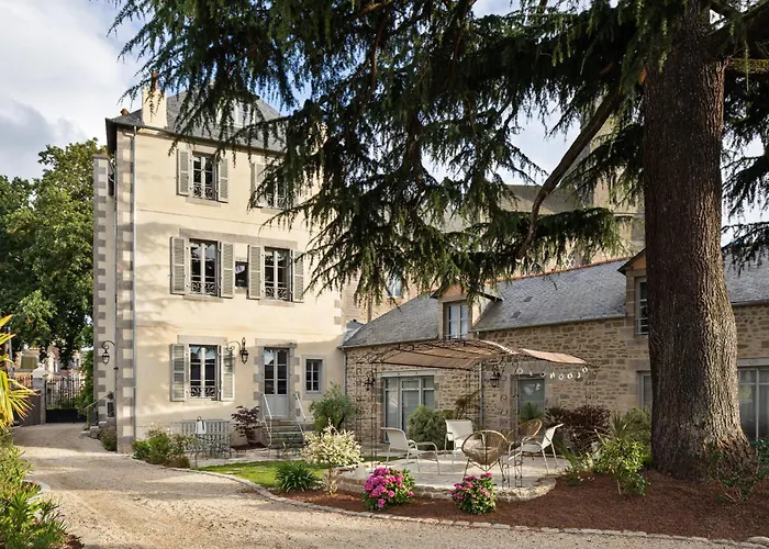 Clos Du Cedre - Chambres D'Hotes D'Exception, Luxury B&B A Dinan