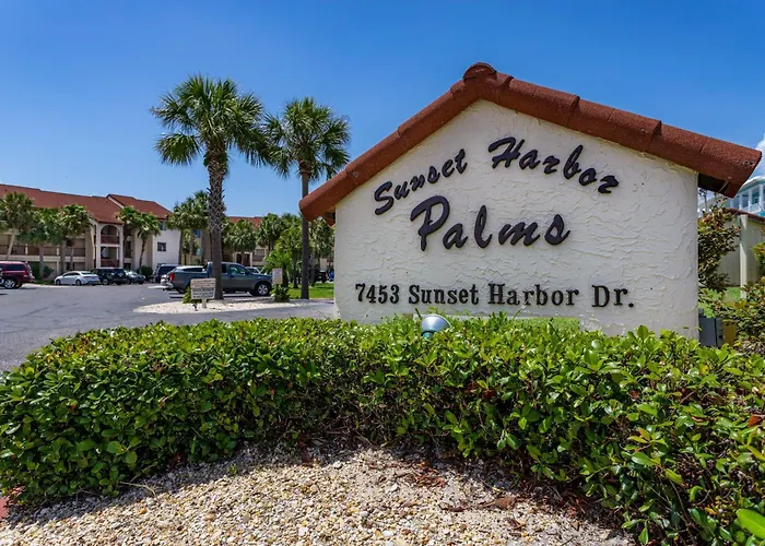 Sunset Harbor Palms 1-308