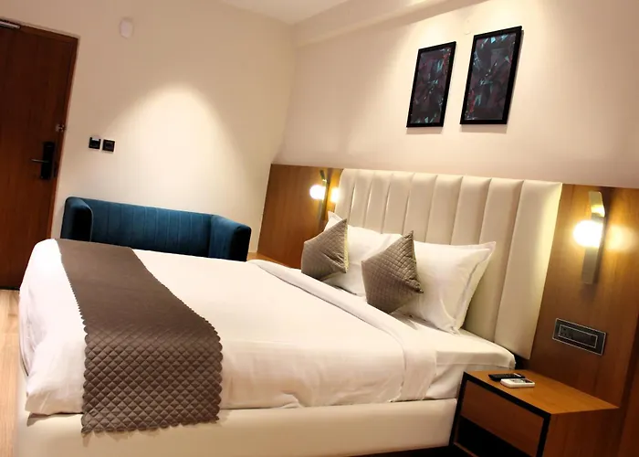The Vantage Inn, Near Us Consulate Gachibowli Hyderabad