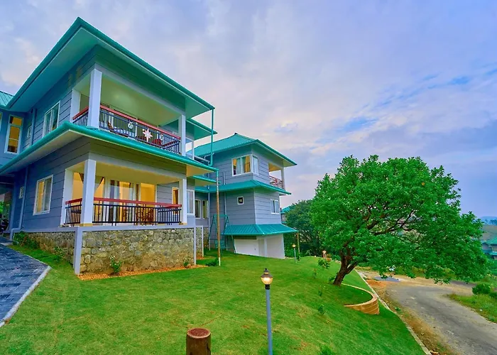 Priyas Villa Vagamon By Voye Homes-Scenic Mountain View