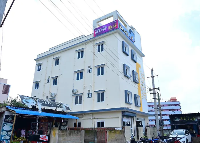 Vaarahi Guest Inn