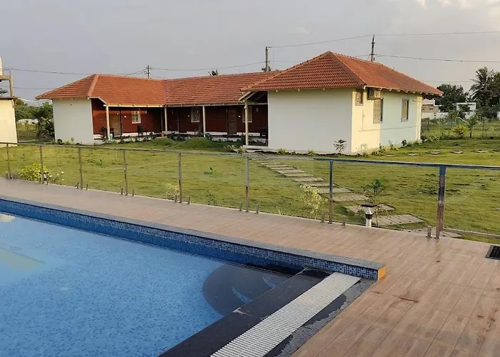 Green Woods Resort