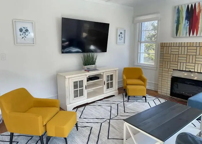 Cape May Island Hideaway With Pool Sleeps 15