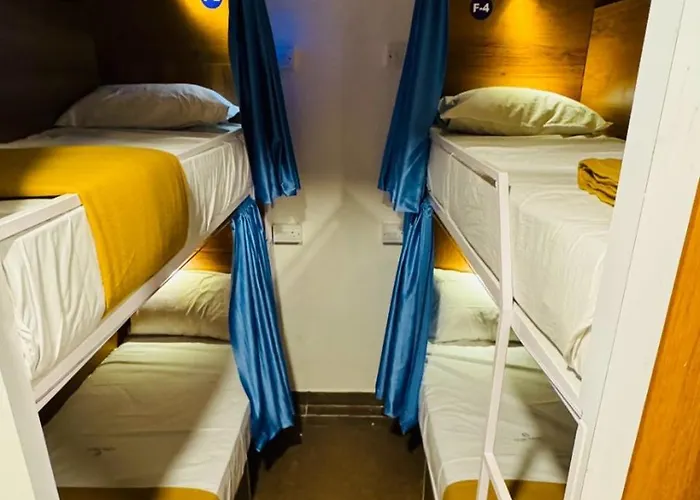 Lowfare Hotels
