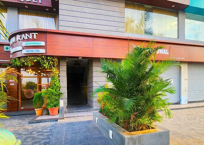 Hotel Nova Blue Ahmedabad