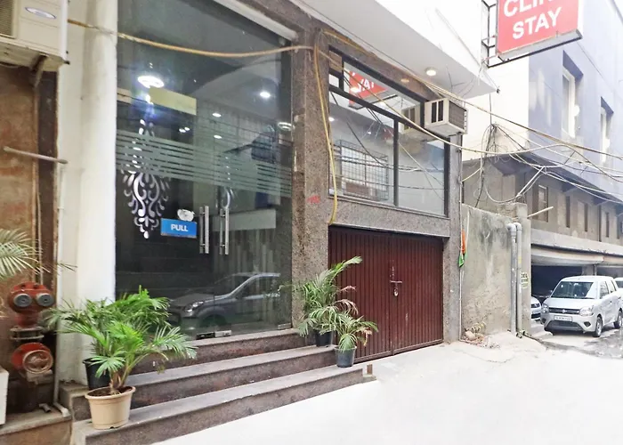 Hotel Ecg Grand Inn Near Igi Airport