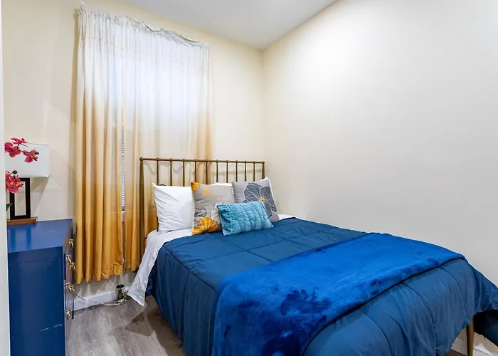 Upscale Relax 2 Bedroom Near Yankee Stadium 14 Min Drive