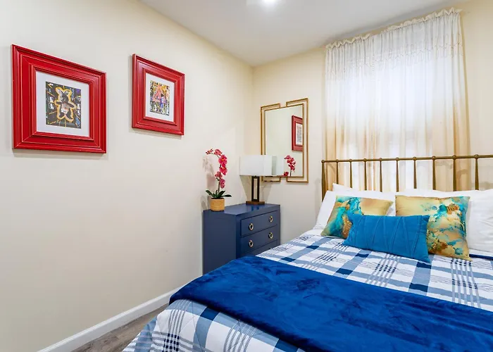 Luxe Retreat 2 Bedroom Hideaway Minutes From Nyc