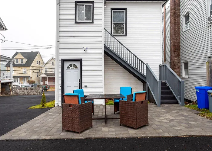 Comfort Meets Style 3Br Plus Parking