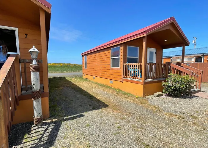 Westport Inn Cabins