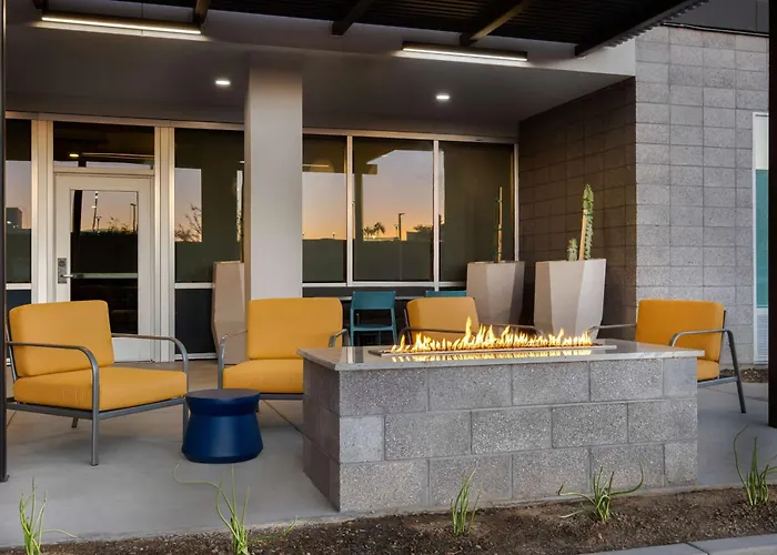 Tru By Hilton Phoenix Midtown