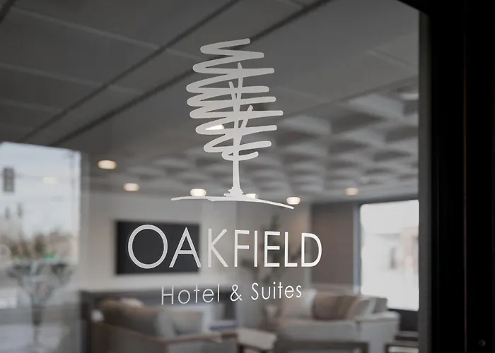 Oakfield Hotel & Suites Rochester, An Ascend Collection Hotel