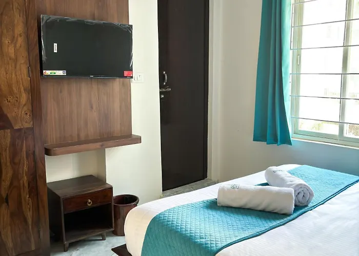 Hotel Emerald