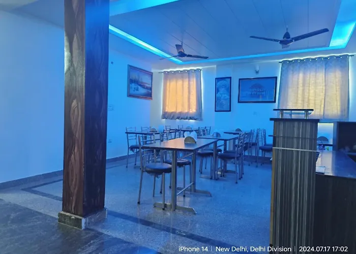 Jet Fox By Aero View Hotel, Delhi Airport