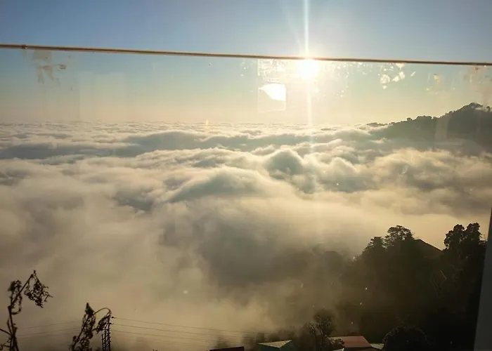 Hotel The Pine Villa Mussoorie