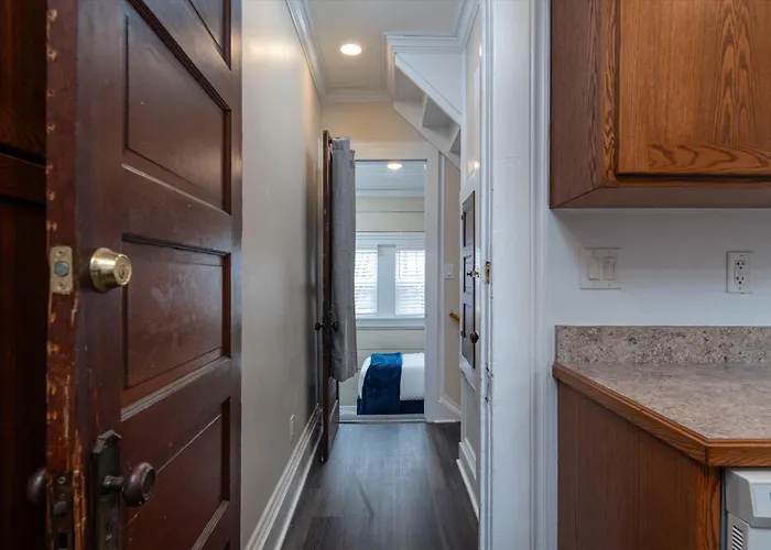 Fully-Stocked Kitchen, Ac, Wifi, Wd, Near Baseball And Downtown