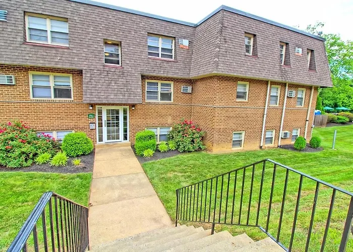 Pb 824 Furnished 2Br Pool Gym Parking Pb